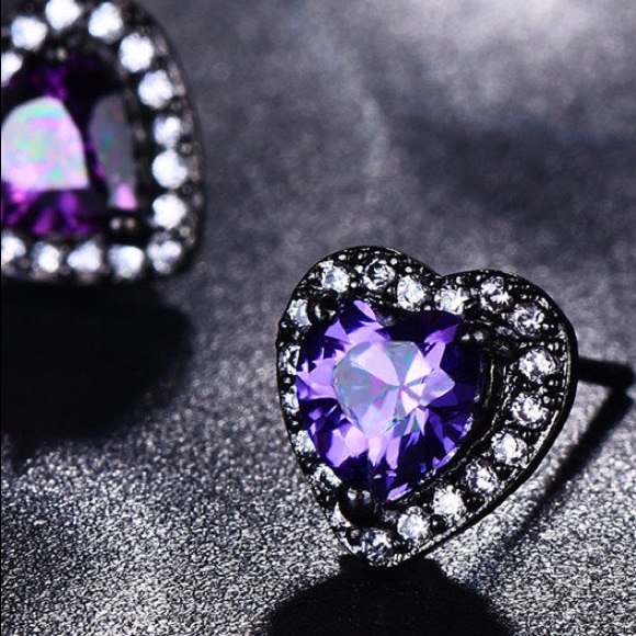 New black/purple,black/pink stud earrings - Picture 6 of 12